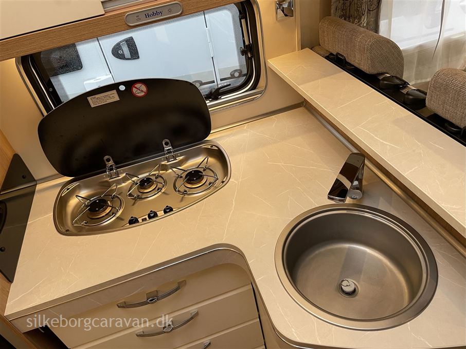 Hobby Optima De Luxe T75 HGE aut.